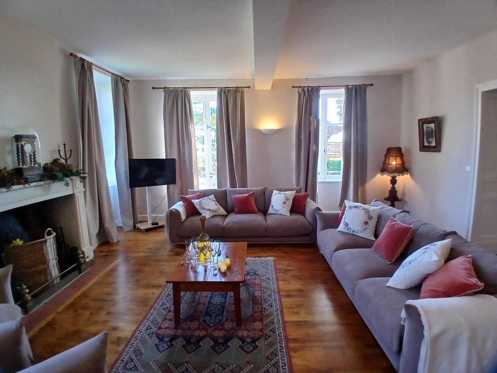 Вілла Langlade Estate Montboyer Екстер'єр фото